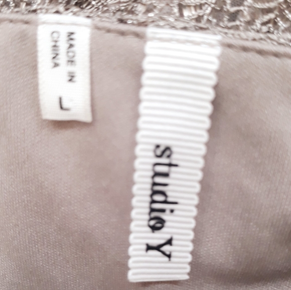 Studio Y Metallic Lace Party Dress -  Size Large - Picture 5 of 10